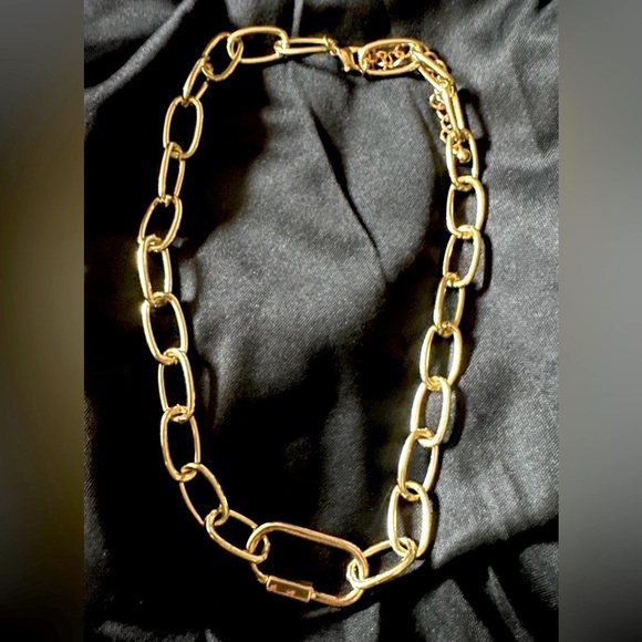 Neiman Marcus Carabiner clasp paperclip Link Chain Necklace Choker Gold … - Picture 3 of 4